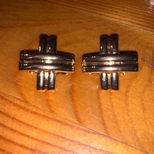 Gold clip on earrings (Costume Jewelry)